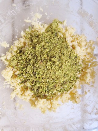 Pistachio on dough