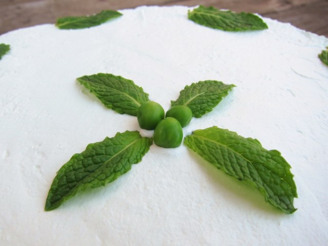Sweet Pea Spring Cake (10)