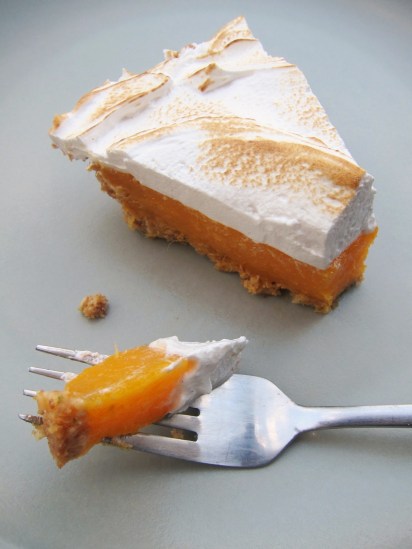 Mango Meringue Pie (13)