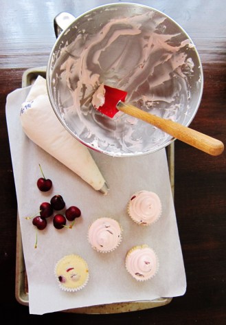 fresh cherry cupcakes (9)