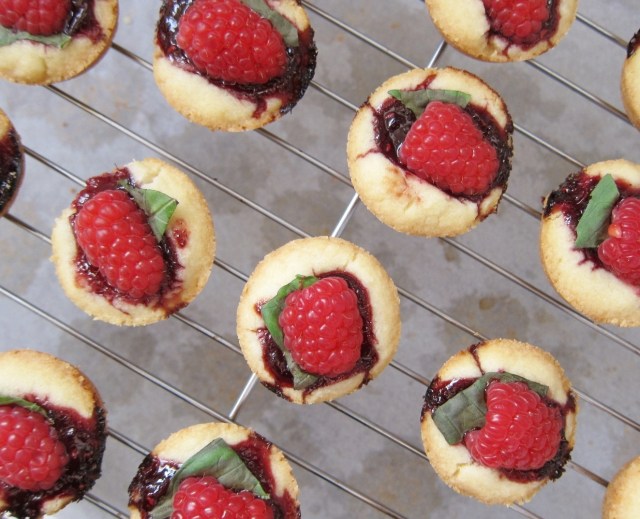 Raspberry Basil Brandy Shortbread (6)