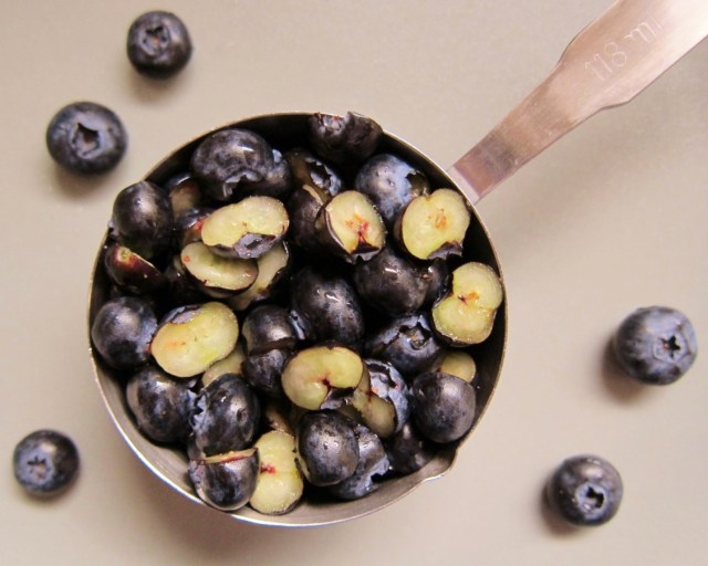 Blueberry Bourbon Basil Cupcakes (3)