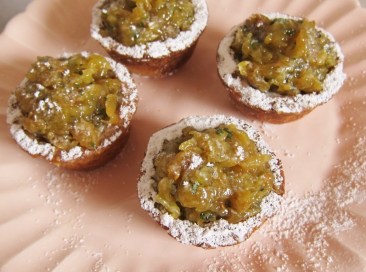 Cilantro Sultana Mini Pies (128)