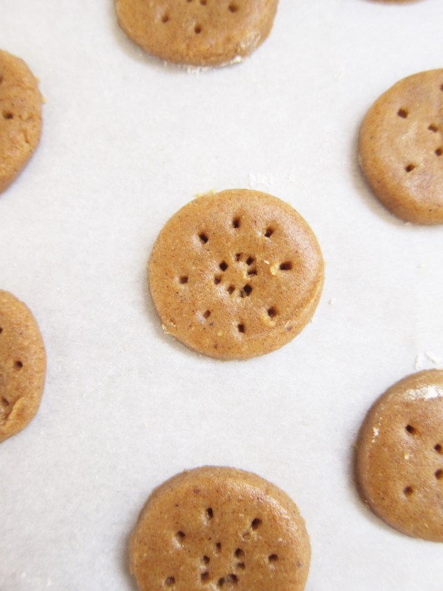 Rosehip graham crackers (32)