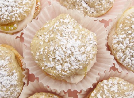 Spiced pear sandwich cakes (13)